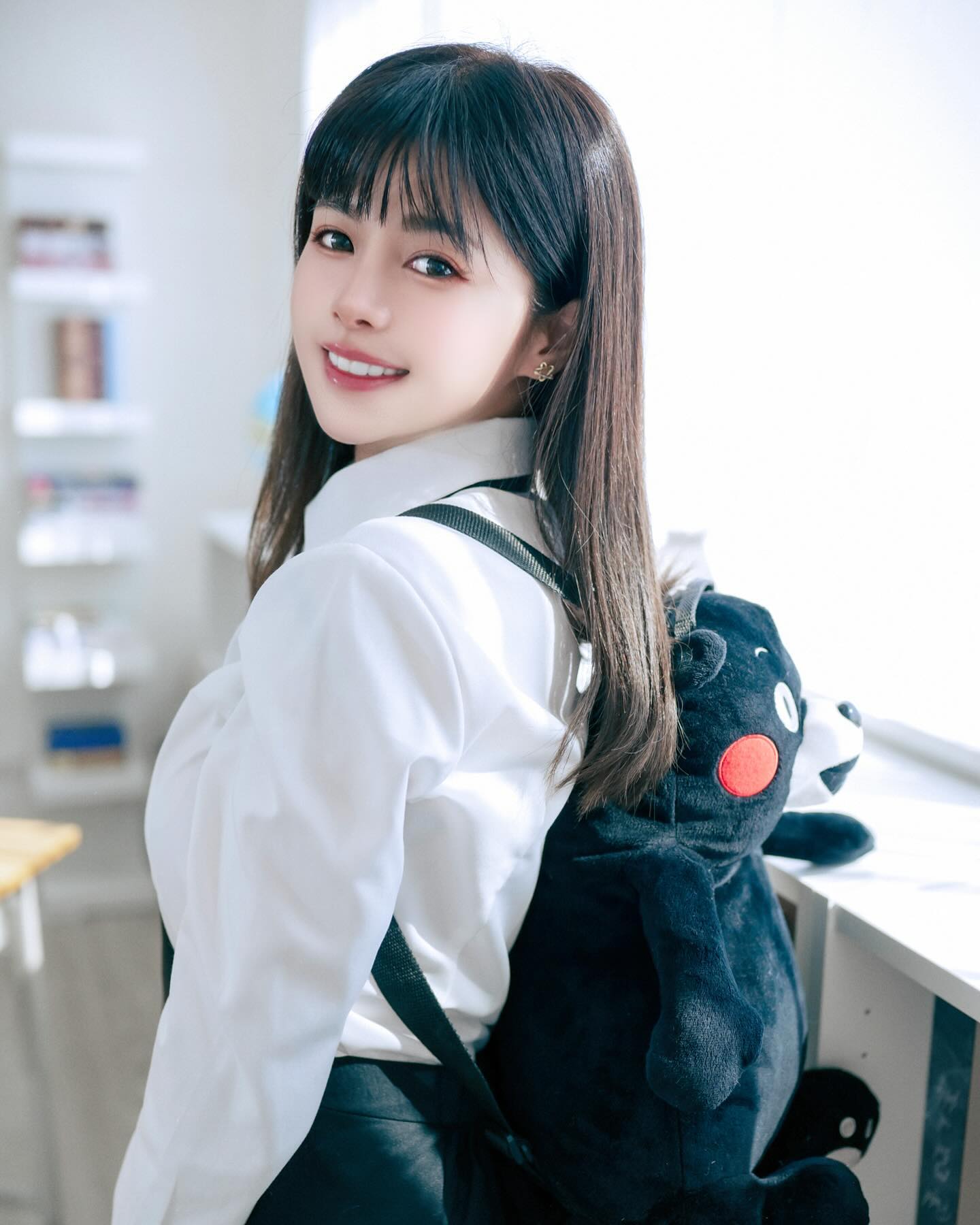 夏日到來！JVID「比基尼透視魅影」清涼開跑　爆乳女神辣穿「暴露泳裝」外洩神秘三角洲