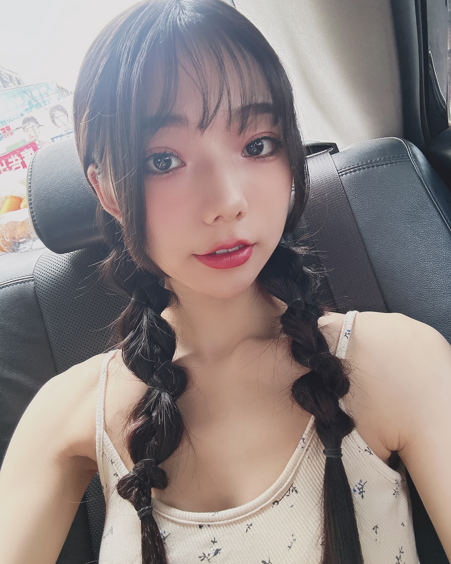 超優質服務！JKF女郎招待祭純慾女神「啾啾」把你當寶貝老公相處！