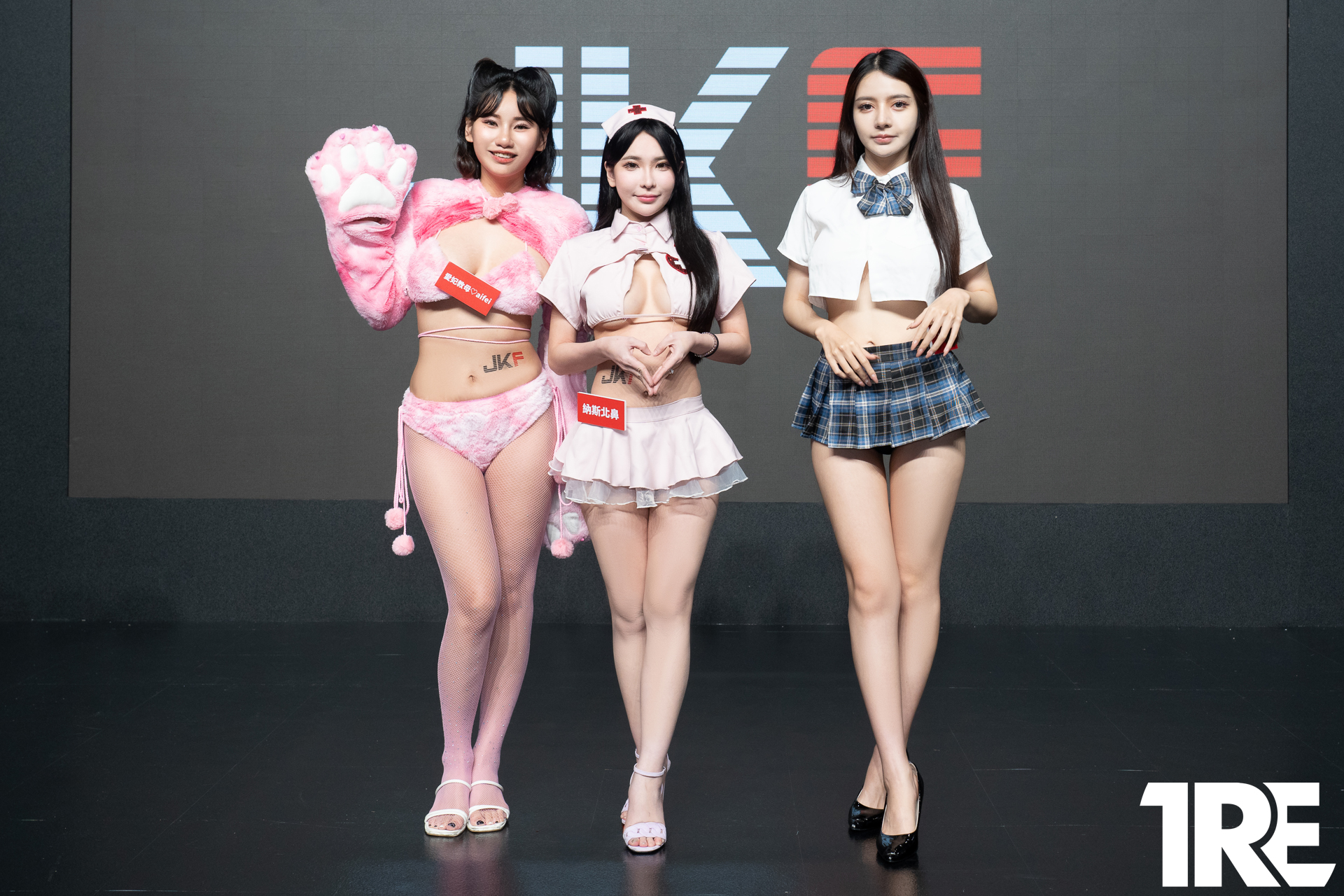 『JKF女郎 V.S. 歐美尤物』攜手粉絲大火拚，「劈腿乳搖」刺激嗨玩全場