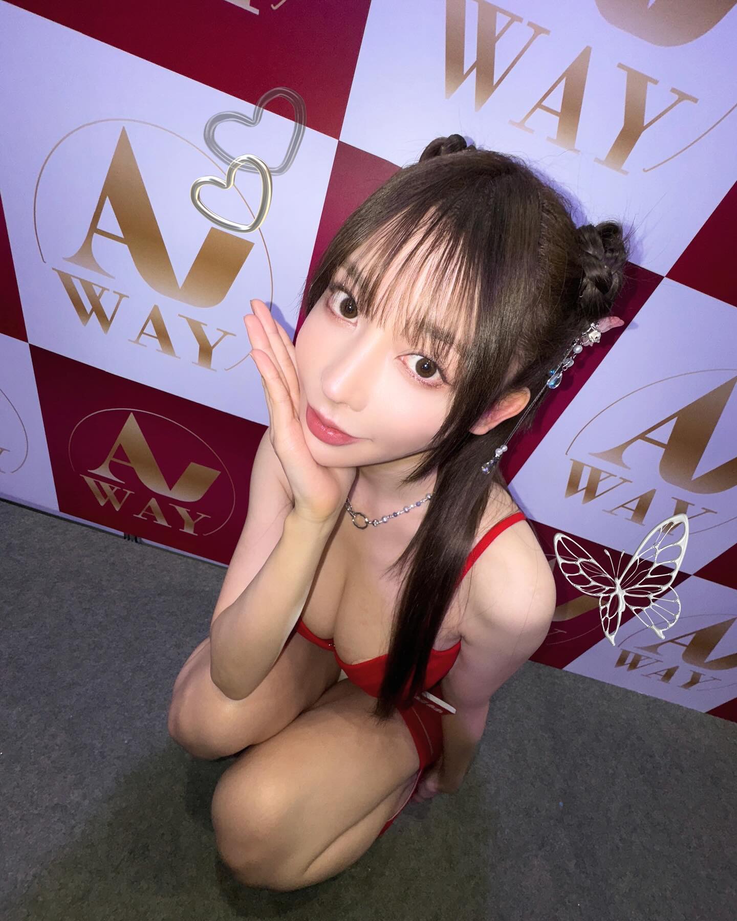 童顏巨乳美少女「七瀨愛麗絲」展現夏季魅力，出戰史上最大泳池攝影會！