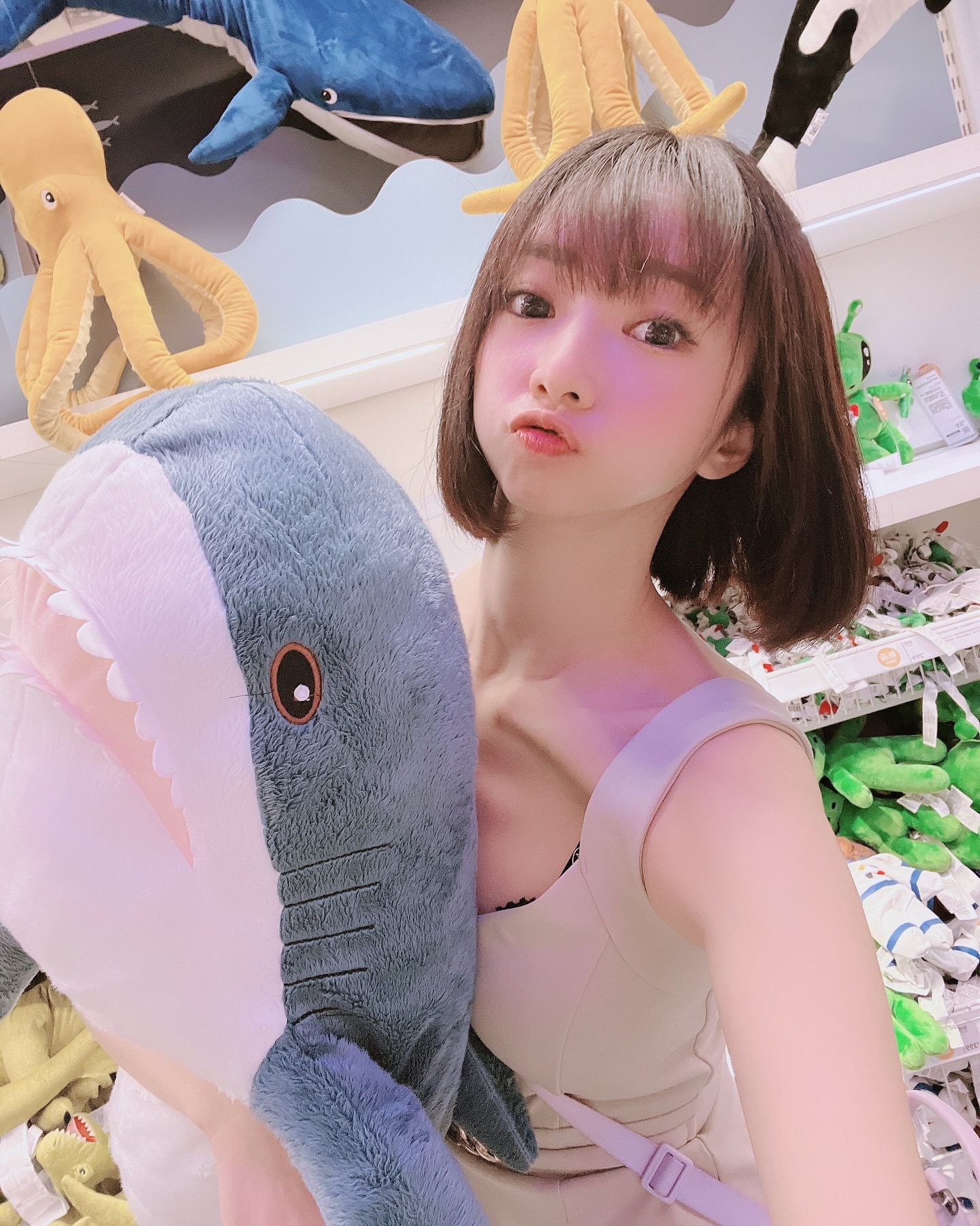 千萬別洗！洗衣店跳出兔女郎「優寶」，「香味內褲」千萬粉絲瘋搶！