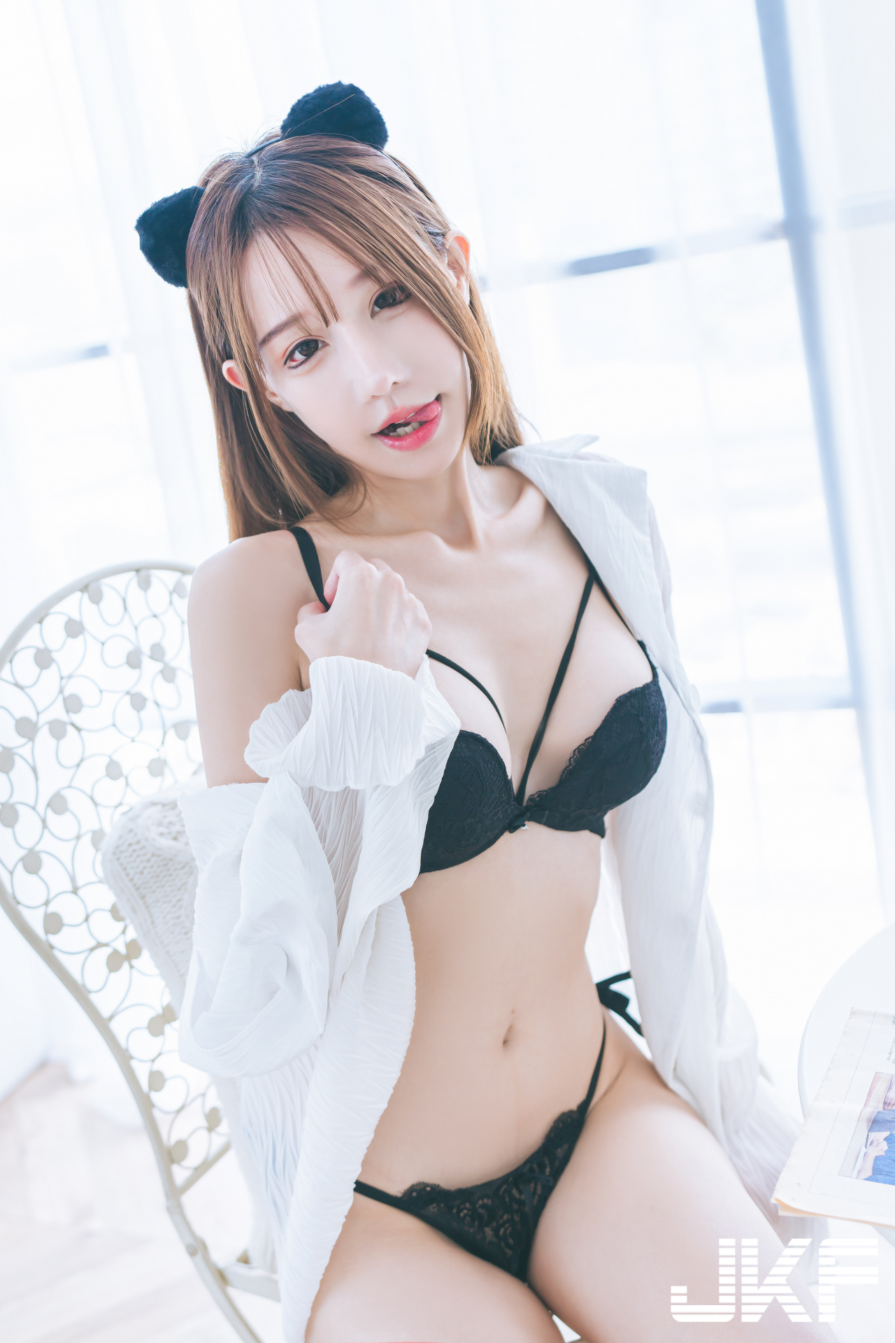 童顏巨乳小妖精「柏崎星奈」火辣誘惑，「惹火內衣造型」畫面太挑逗！