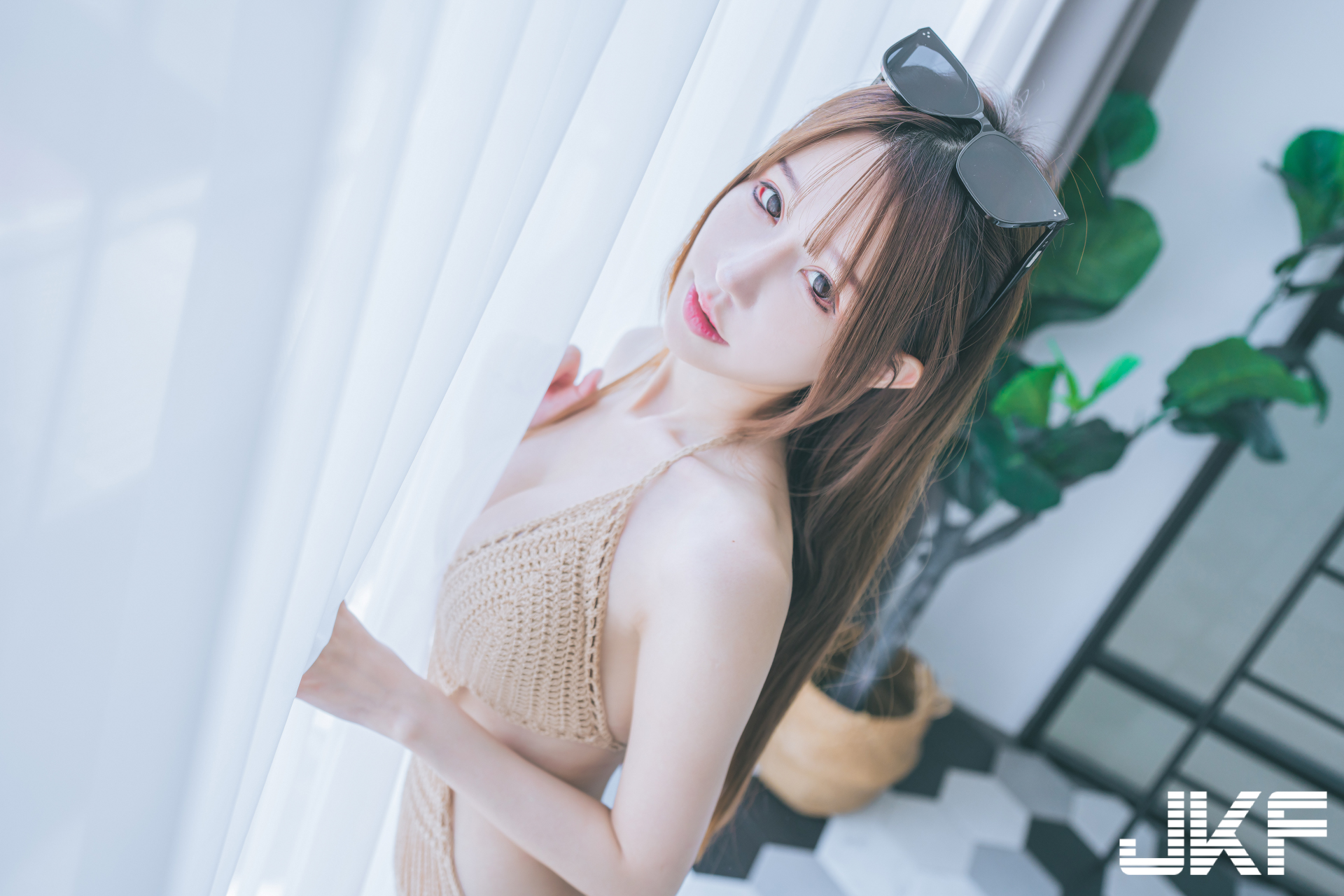 童顏巨乳混血正妹「柏崎星奈」！火辣「豪乳細腰」讓人好著迷