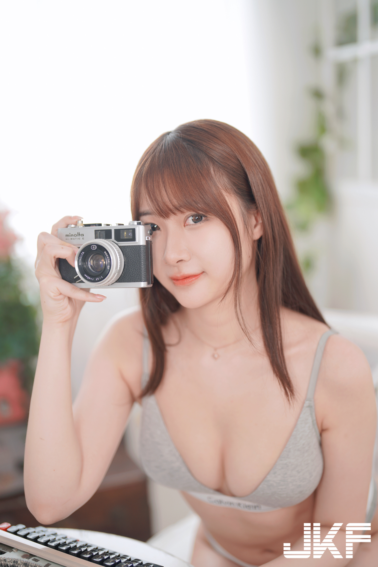 資工少女「李婷婷」運動內衣超撩人，「誘惑深溝＋美尻」魅力滿滿！
