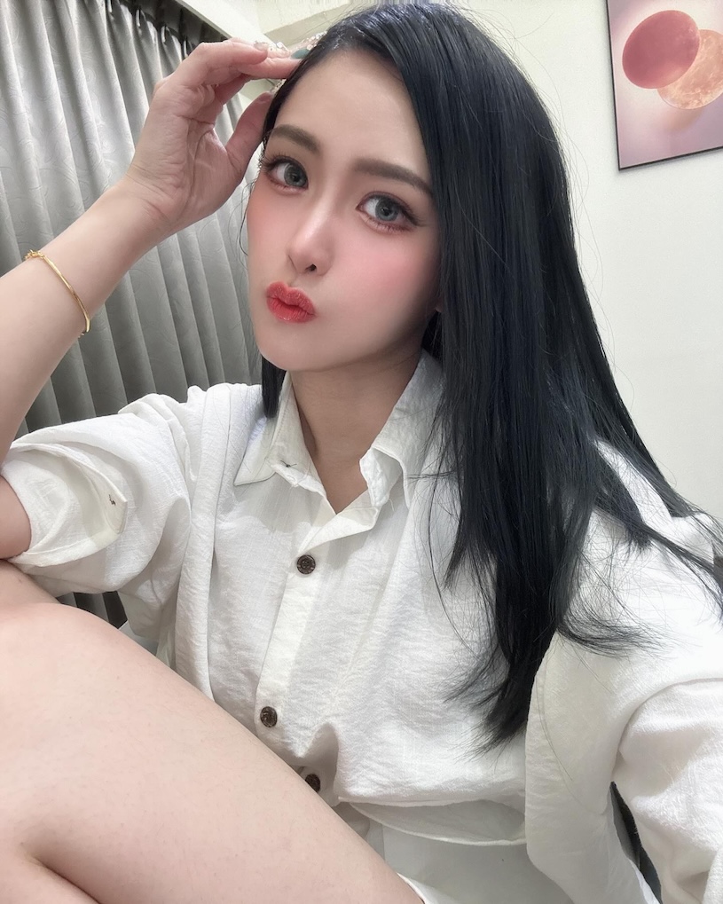 誘惑電眼＋飽滿美胸！性感正妹「森井優」TSE火辣開撩！
