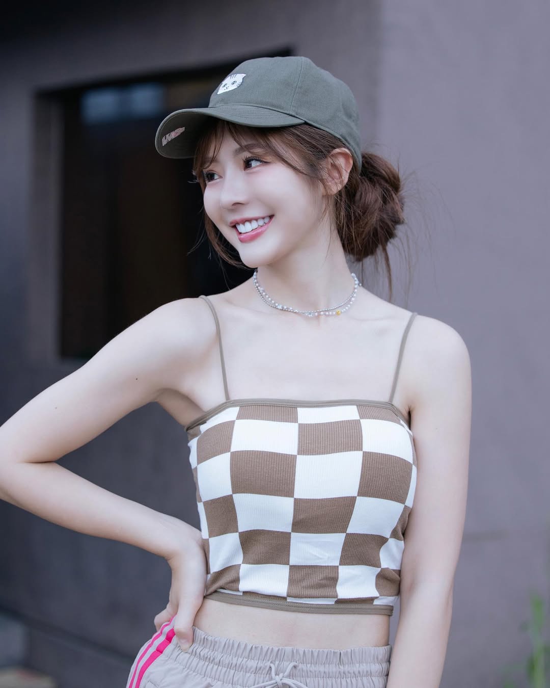 10022.jpg
