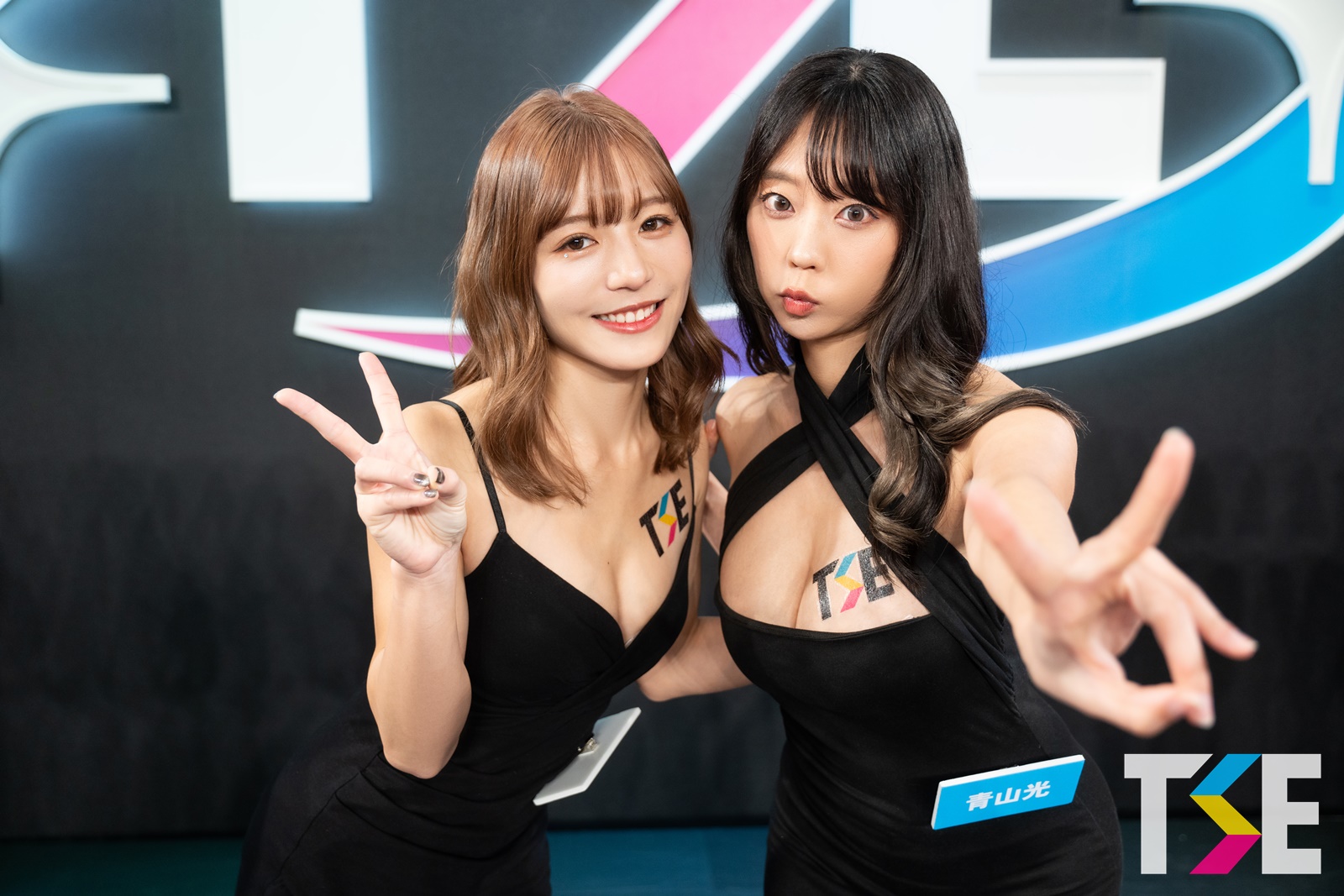 見面啦！TSE大開場，「森咲智美」領國際女星「捧奶擺臀」樣樣來！