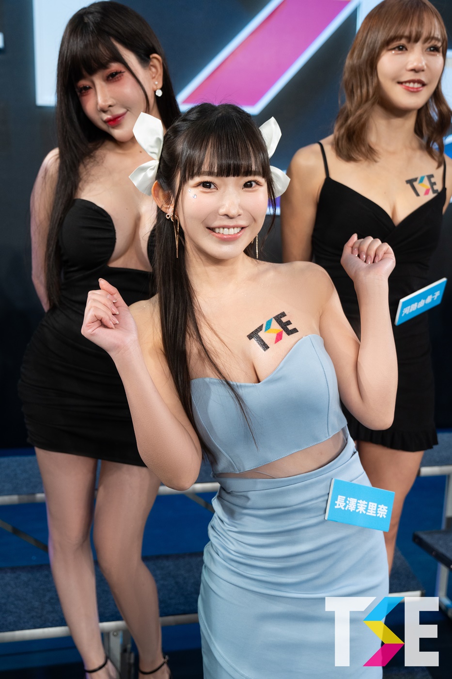 見面啦！TSE大開場，「森咲智美」領國際女星「捧奶擺臀」樣樣來！