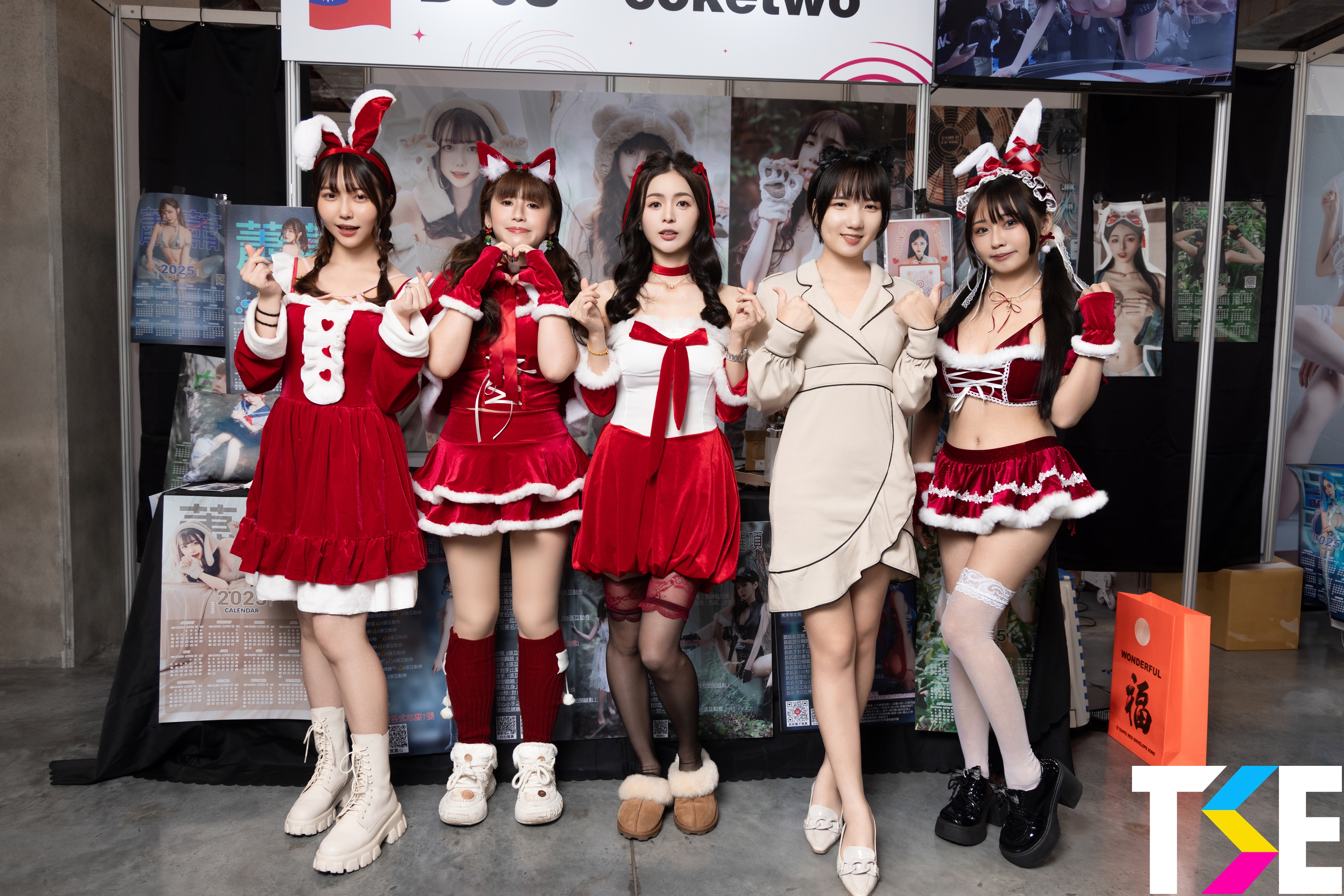 史上最香！TSE學服祭「JVID 粉絲感謝祭」頂流模特集結　「攤位互動、誘影表演」現場直擊