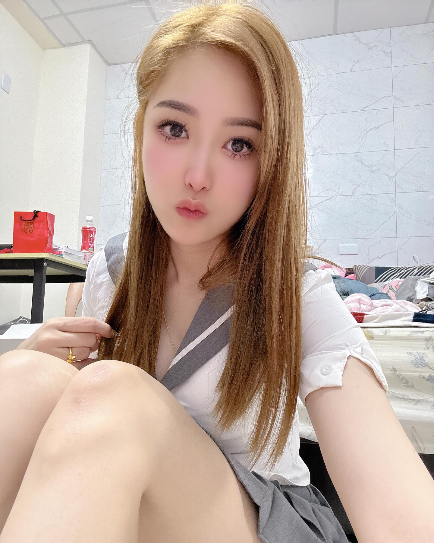 台中外送茶妹照片