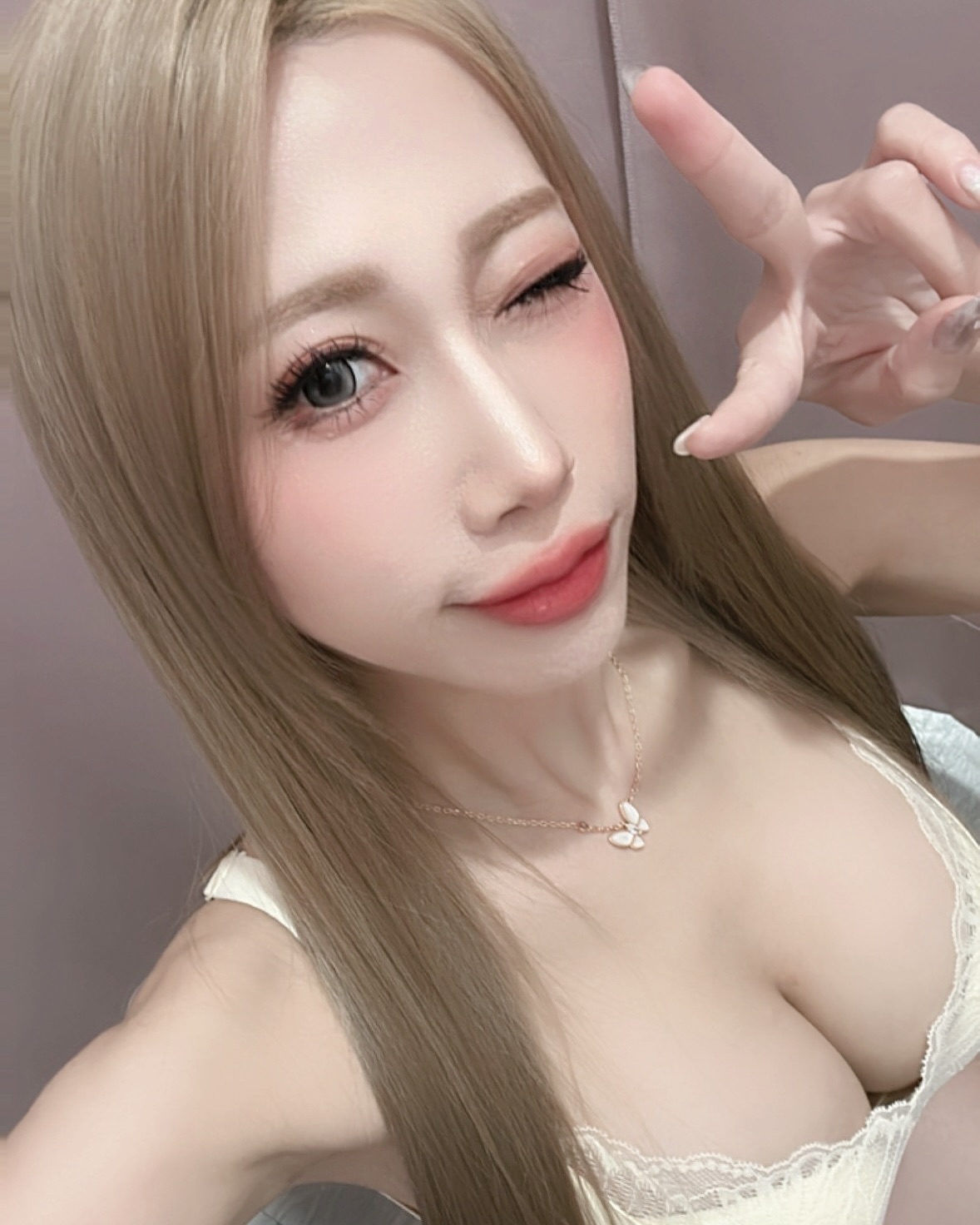 _mmlikeu__1742463576_3592367306669259079_72811852694.jpg