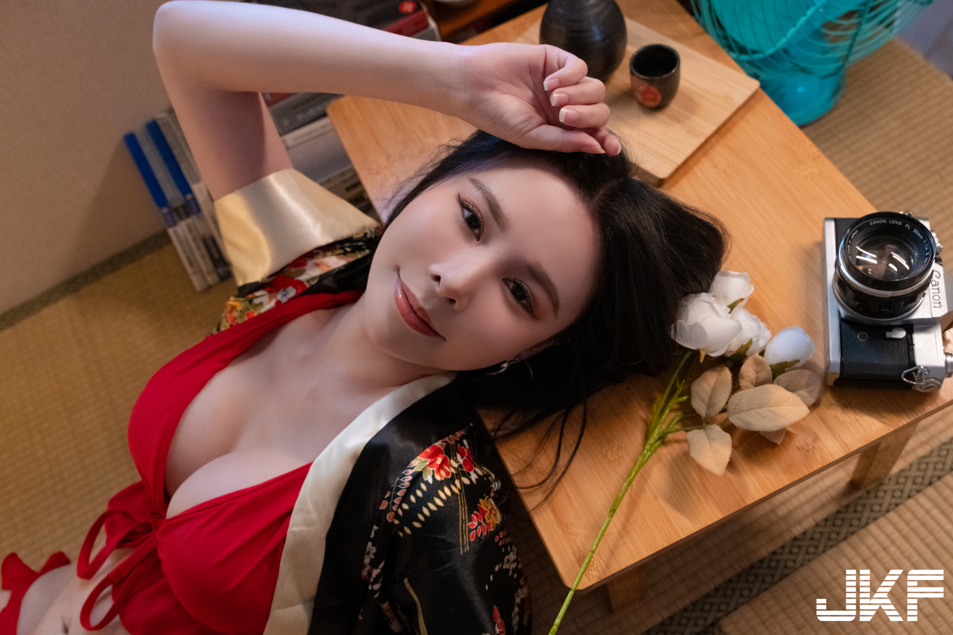 巨乳藝術家「烏乃U-Mai」火辣解放！露天浴缸秀「白嫩美體」！