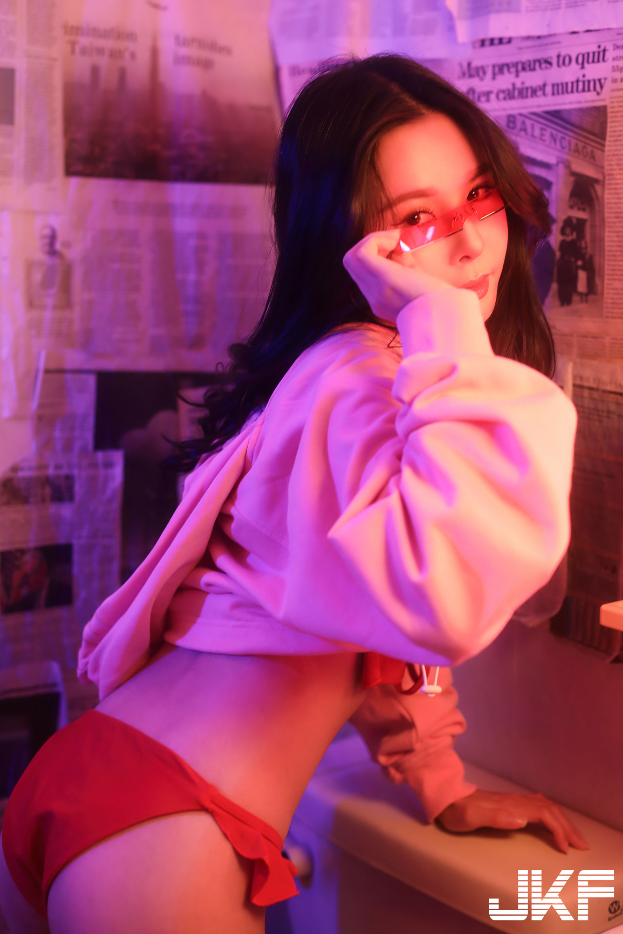 巨乳藝術家「烏乃U-Mai」火辣解放！露天浴缸秀「白嫩美體」！