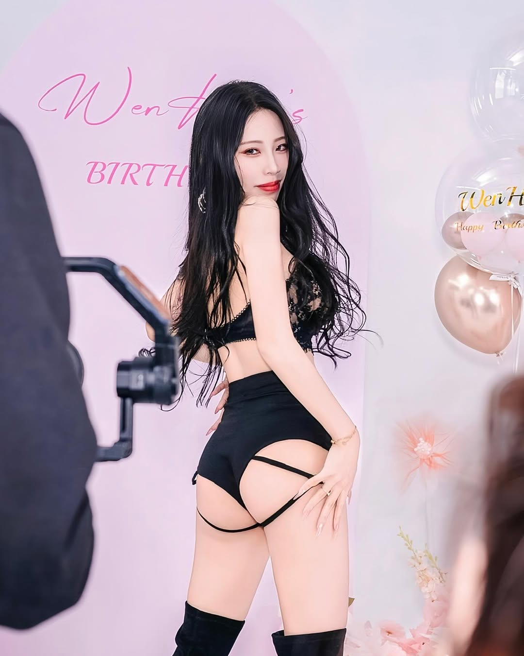 玟妡邪惡氣場全面引爆