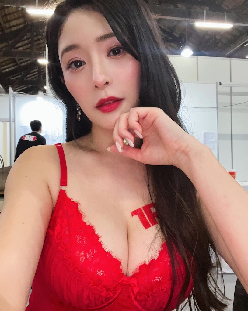 G奶性感姐姐「惠理」再度來台了！「超親密互動」粉絲超期待！