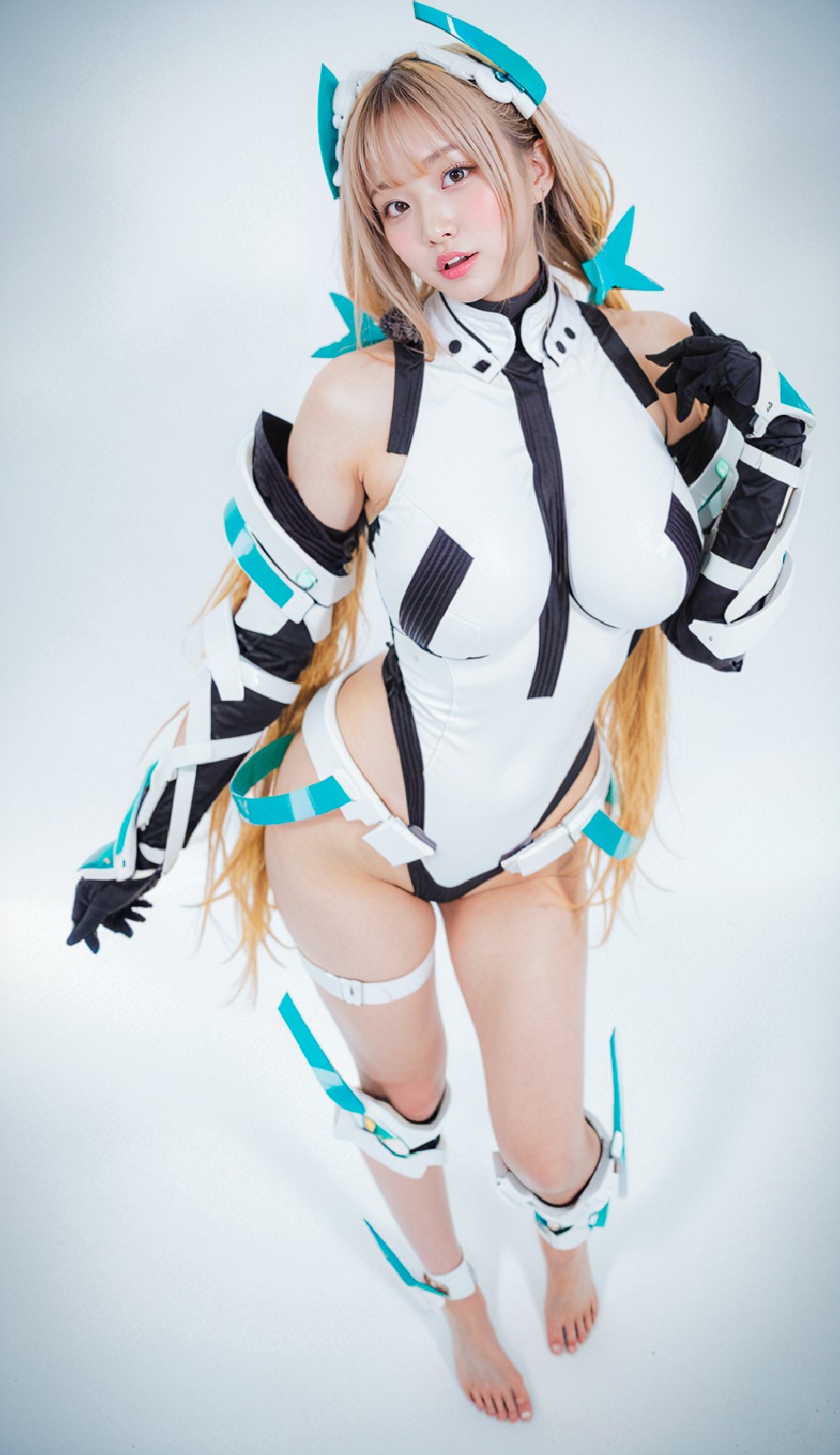Gravure Model (SKY)20250428