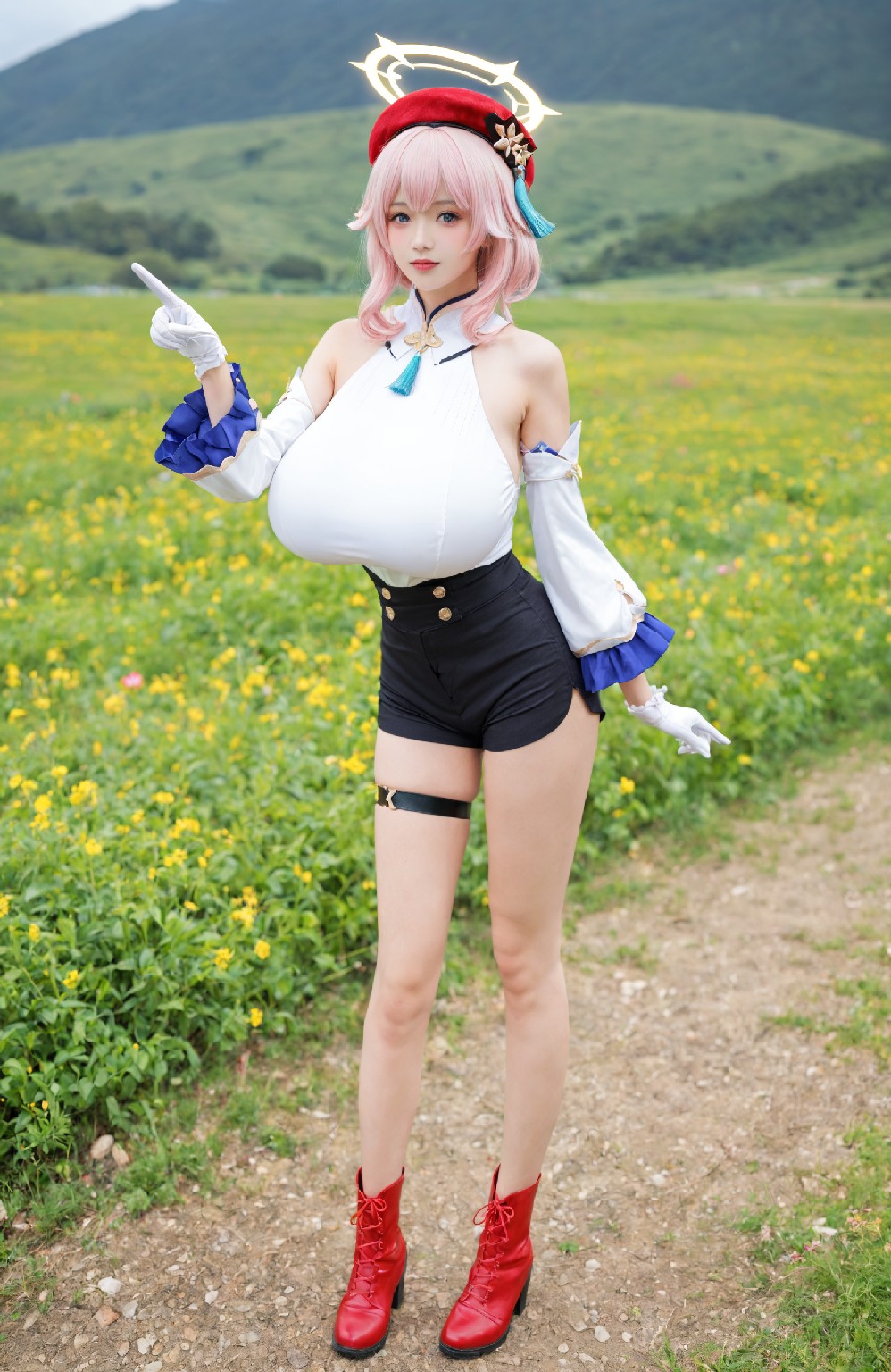 Charlotte (genshin impact)