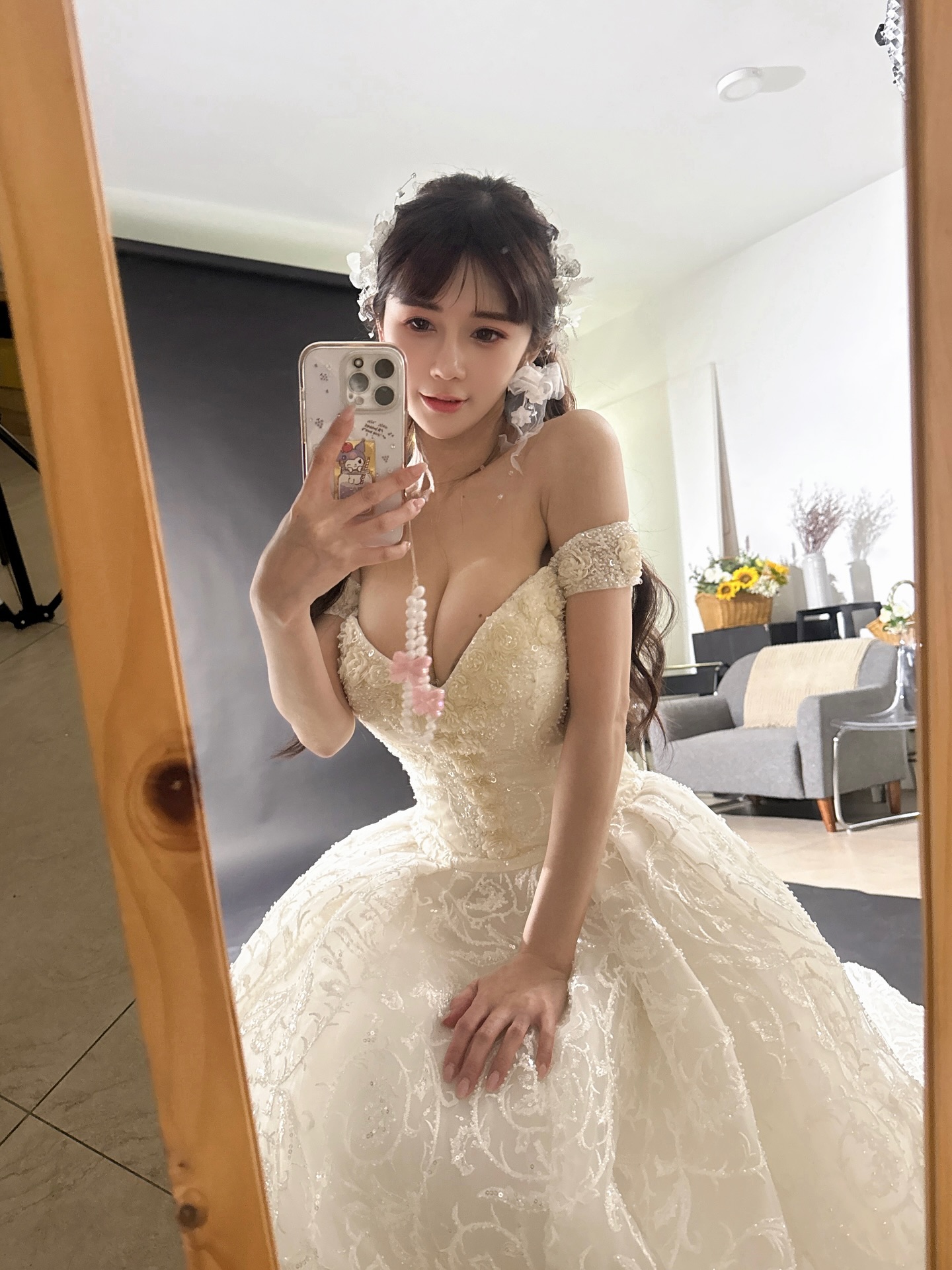 請嫁給我！巨乳甜心《安希Anxi》穿上婚紗實現粉絲結婚夢