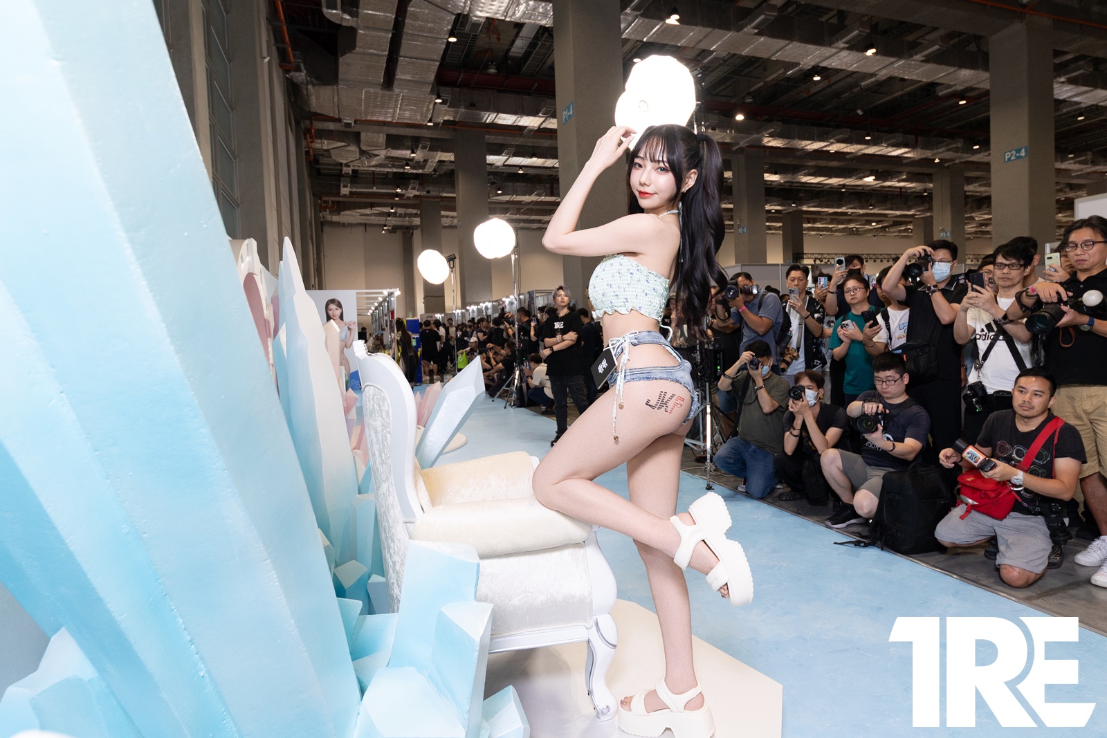 升級版啾啾初次在TRE亮相　透視水手服下藏火辣曲線！