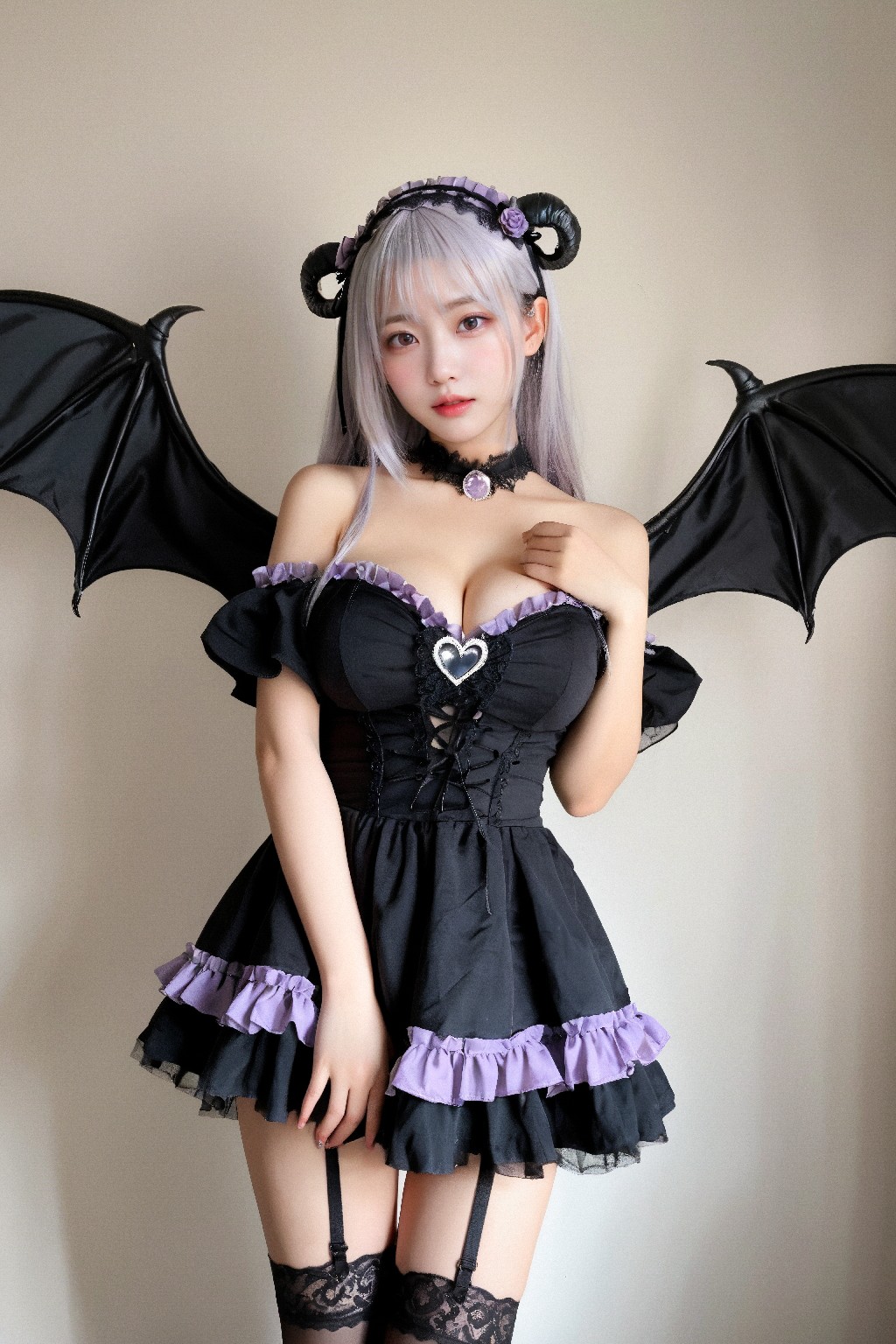 Succubus + cosplay +2 + (Platinum)