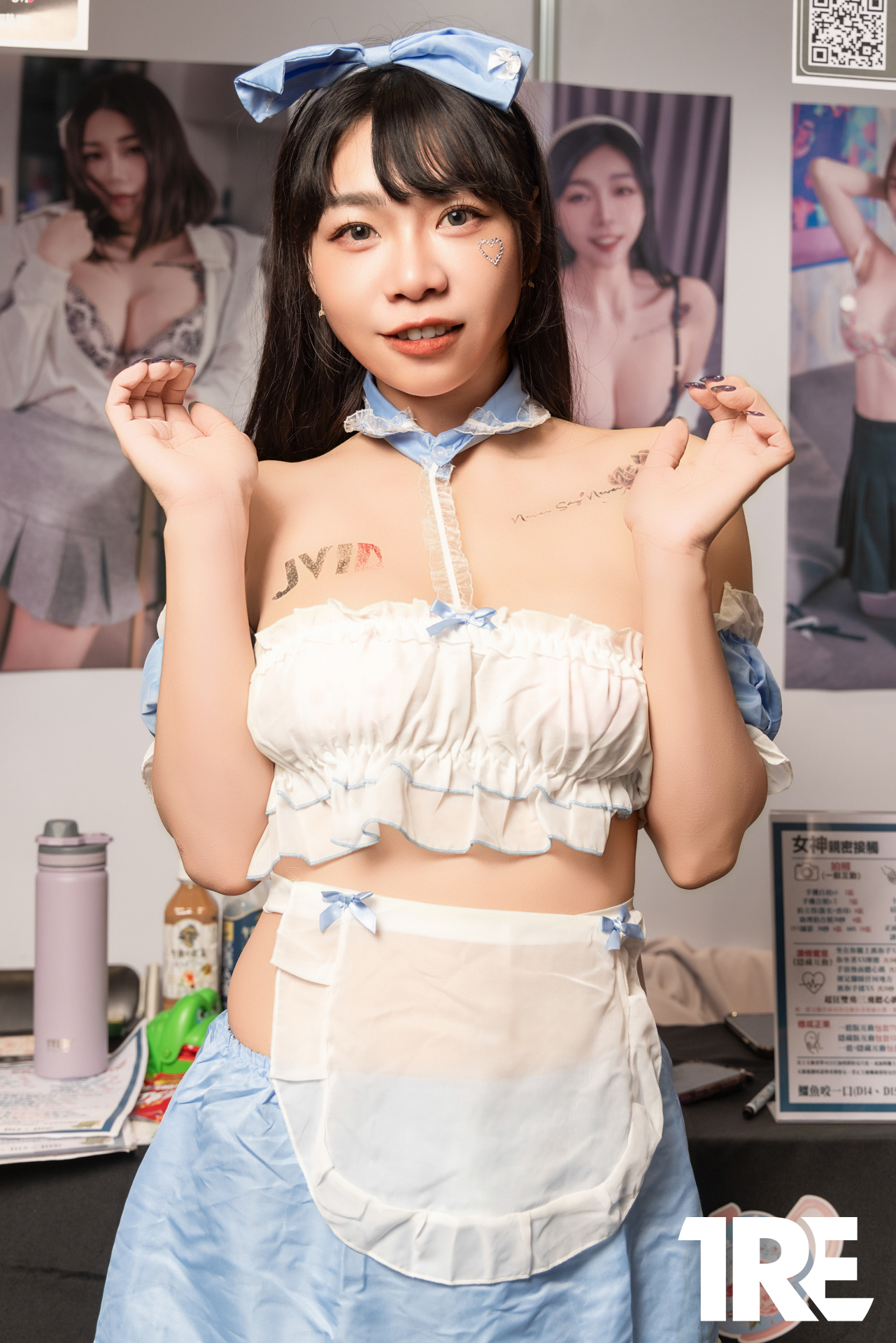 乳香四溢！2025TRE「JVID 創作者攤位」盛況直擊　超邪惡「美乳視角」渾圓雙球藏不住