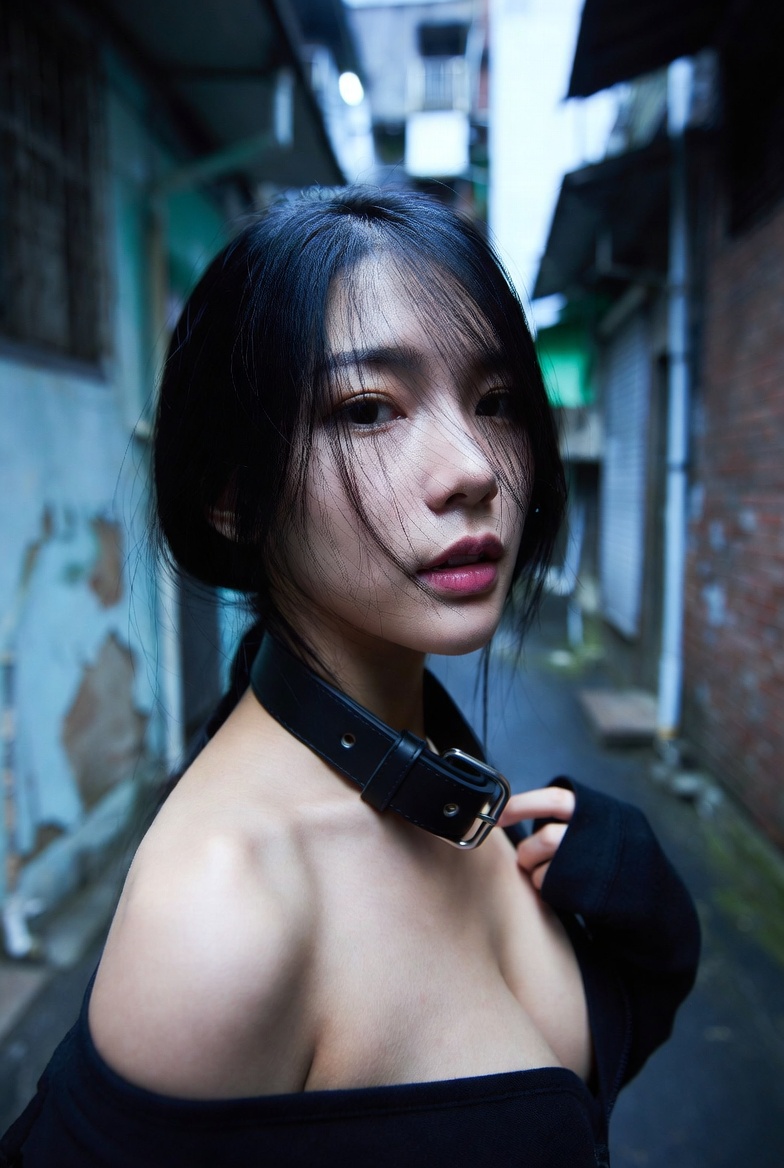 Love you alone in the dark alley, love the shape of your chest