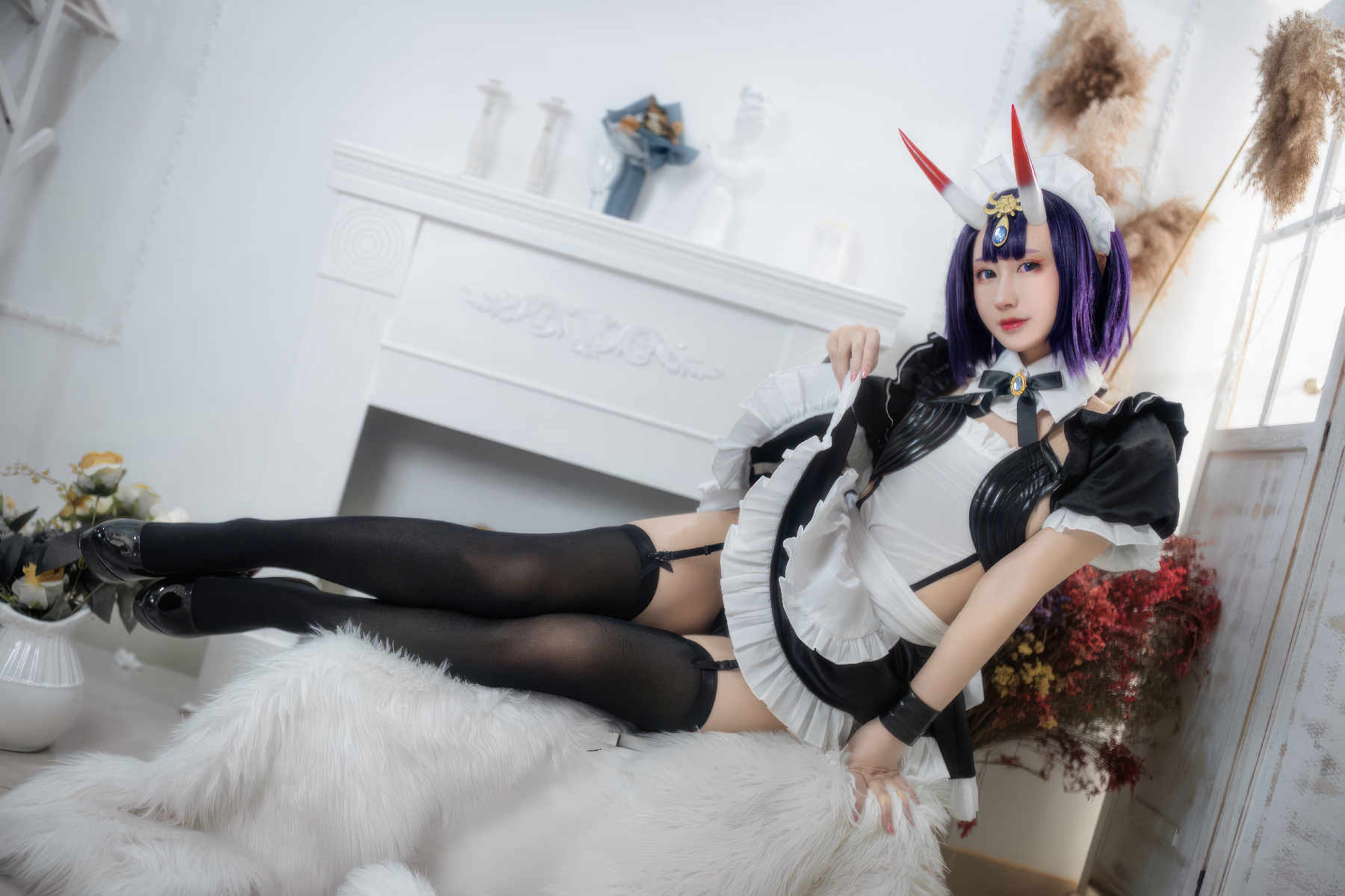 Cosplayer-Mimi-Hanyu-FGO-Drinking-girl-maid-MissKON.com-002.jpeg