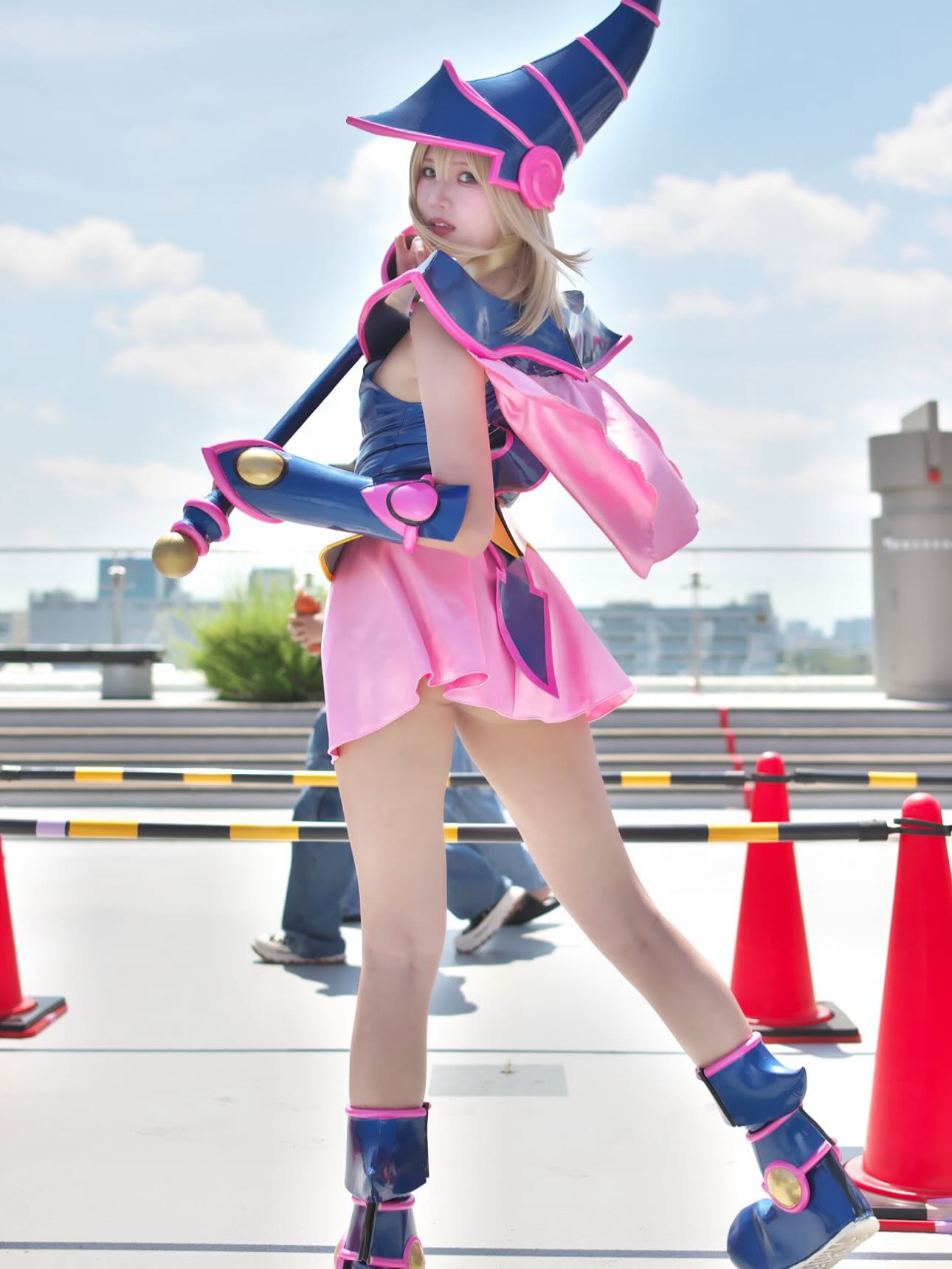 這比例不科學!日本正妹零修圖美照曝光 身體有一半都是腿!