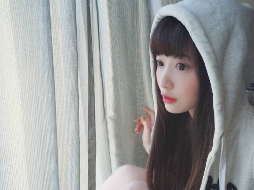 台灣「童顏實況主」身材超不科學！稚嫩臉蛋卻有「傲人雙峰」，女乃香氣逼人！