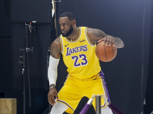 NBA／休賽季努力訓練 詹姆斯：成為更好球員和領袖