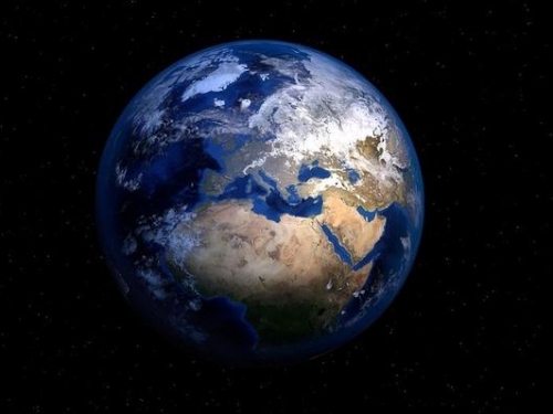 世界上蓄水量最大的淡水湖，最深達1637米，用黃河注滿要400多年