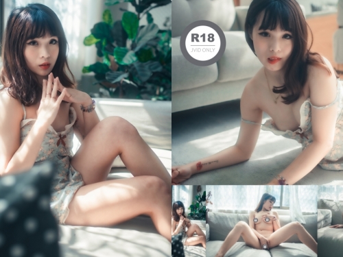 我的小隻馬女友「就愛居家誘惑」，穿著低胸睡衣主動挑逗...