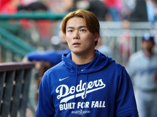 MLB季後賽》山本由伸「變髮」讓美媒好奇 「上次頭髮顏色比較亮...」