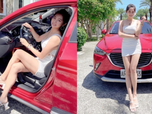 167 cm 羽球正妹「萱萱」化身一日車模！「修長美腿」讓人心動