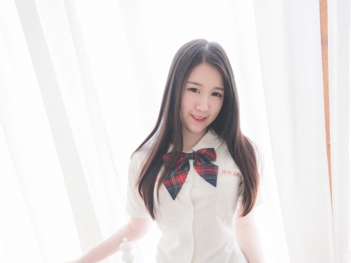 迷你馬正妹「蕭予瑄」比例極佳！一雙逆天長腿讓她147像174公分