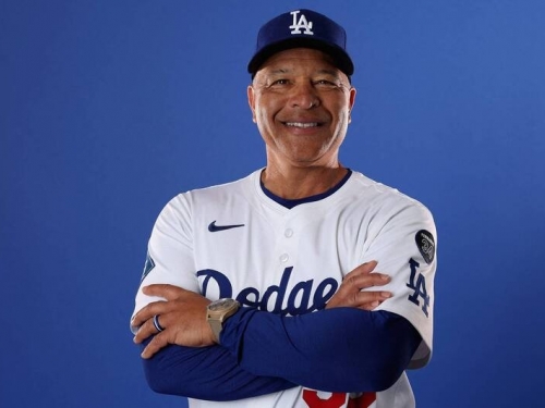 MLB》井端弘和造訪道奇春訓基地！竟跟羅伯斯聊「筋肉擂台」