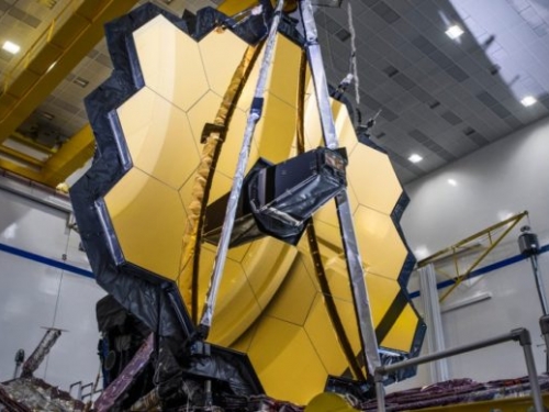 韋伯太空望遠鏡完成測試里程碑，首次模擬伸展主鏡