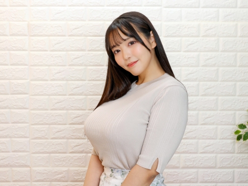 「史上最大」公務員被欺負！M罩杯神乳女優慘遇色狼襲擊：發生傷心的事