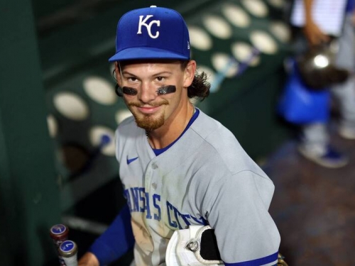 MLB》大聯盟史上第一人！皇家游擊新星超狂成績 創史無前例壯舉