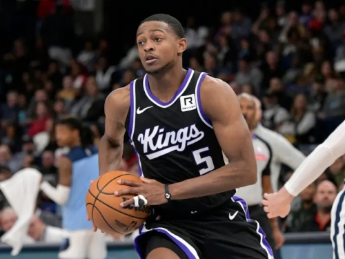 NBA》湖人想組三巨頭　「Fox爭奪戰」領跑中！還有4隊有意願　