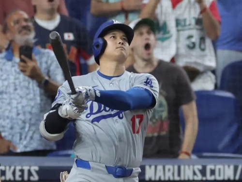 MLB》大谷翔平價值3000萬的50轟紀念球跑哪去？球迷趕回家不給道奇球團