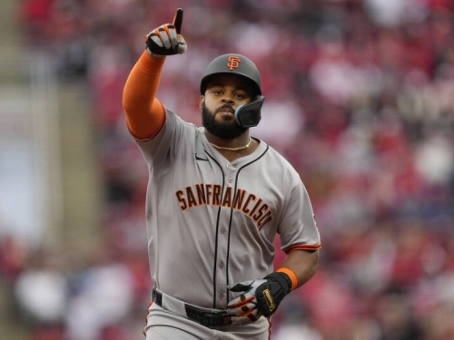 MLB》連19季開幕戰左外野手都不同！ 巨人寫下詭譎紀錄