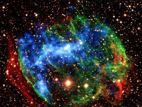 地球可能正在一顆超新星爆炸的碎片中裸奔，溫度高達6000度