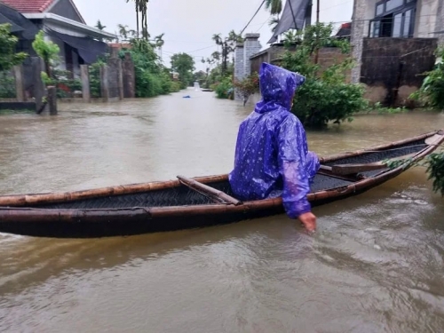 刷新全國紀錄！越南順化市24小時降雨量達1700毫米 世界遺產也受影響