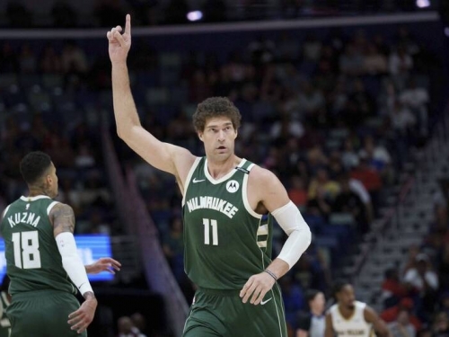 NBA》湖人又沒搶到！216公分前冠軍中鋒去快艇 簽2年5.2億約