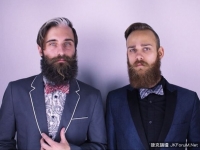 型男情侶用鬍子藝術見證愛情，驚呆上萬名網友