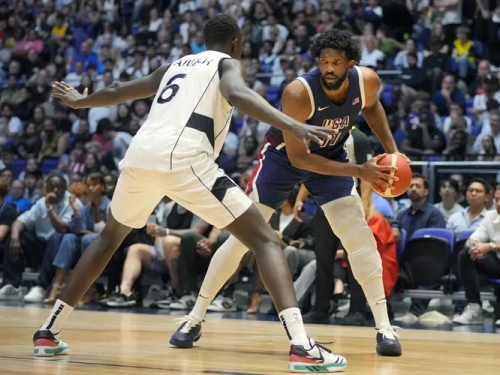 奧運籃球》恩比德奧運選美國不選法國！他驚吐「披法國戰袍會影響家人安全」