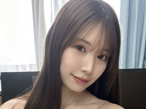 漂亮上司「明里紬」的煩惱是男友不幫舔！找男妓來按摩居然是廢物部下！