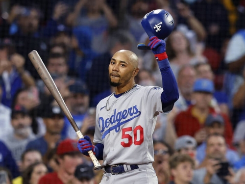 MLB》相隔1425天重返芬威球場 貝茲有話對當年的自己說