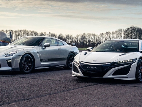 [影] 東洋天王直線決鬥！Honda NSX 單挑 GT-R，相差60匹馬力有戲嗎？